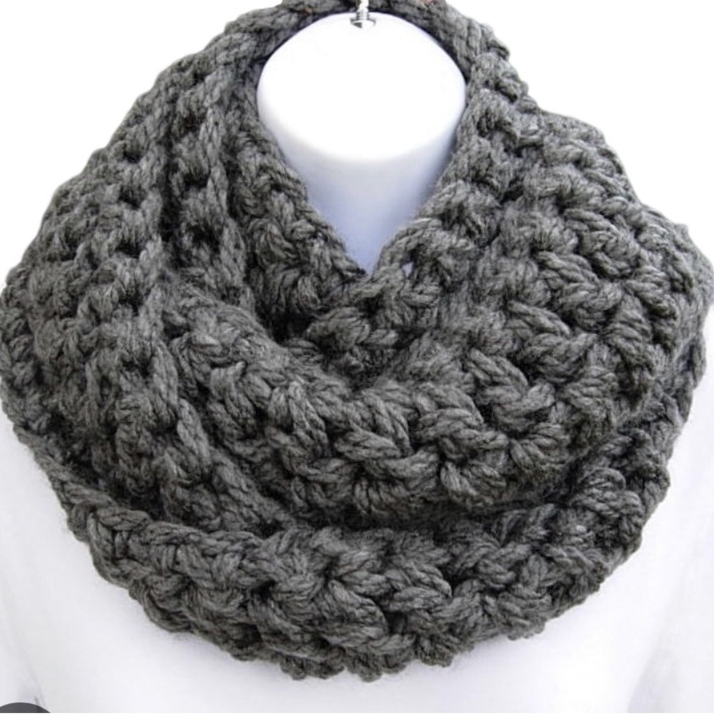 Chunky Gray Knit Infinity Scarf